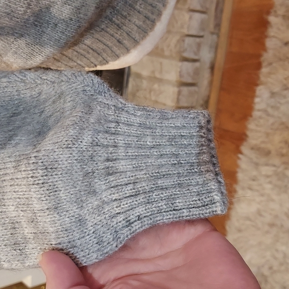 The Little Alpaca's House Gray Sweater, New With Tags, Size S - Picture 4 of 10